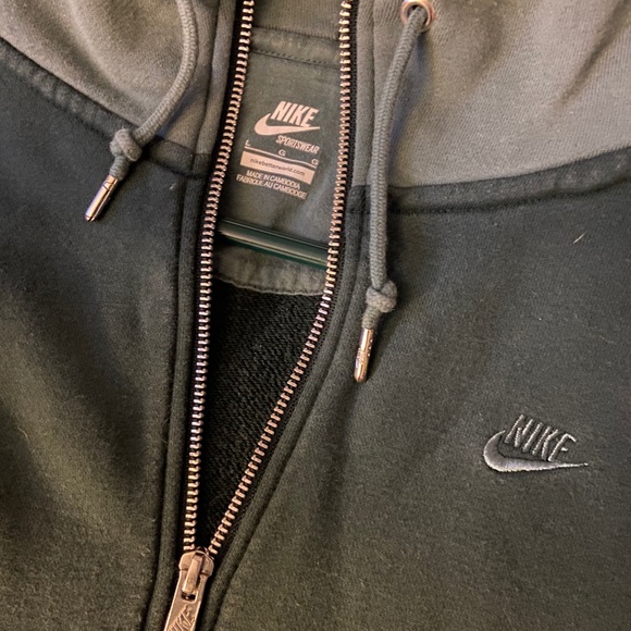 Nike Zip Up Jacket - Picture 2 of 3